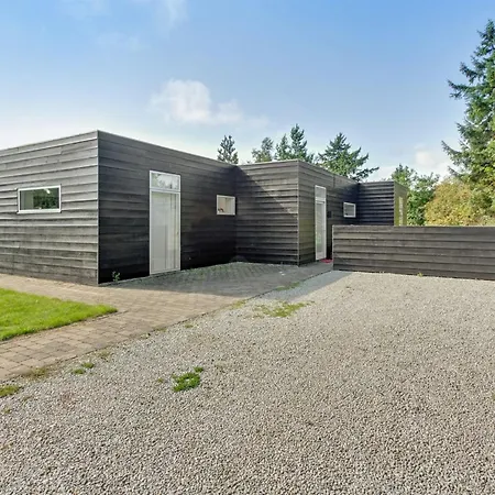 Holiday home Edda - 400m From The Sea By Interhome *